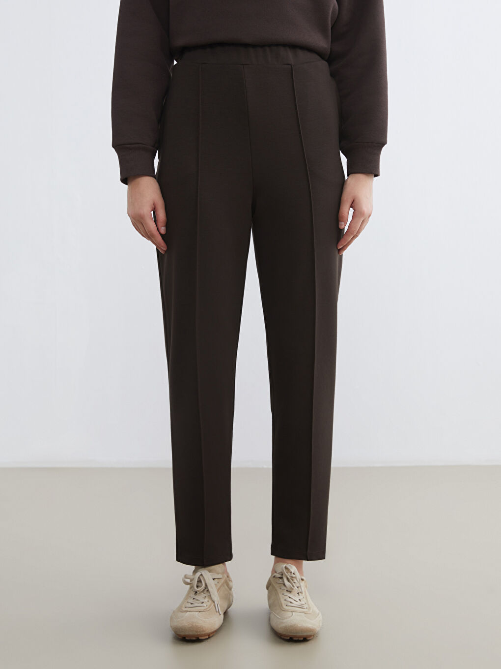 Kahverengi Beli Lastikli Kadın Eşofman Altı-1