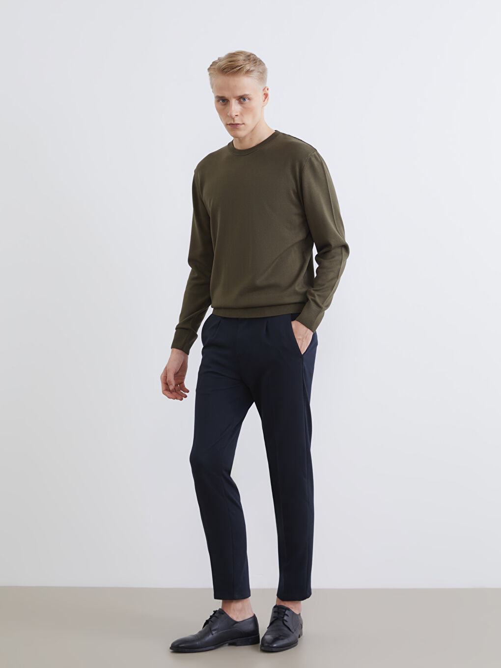 Crew Neck Long Sleeve Men's Tricot Sweater-1