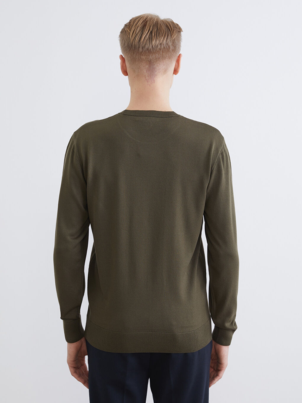 Crew Neck Long Sleeve Men's Tricot Sweater-3