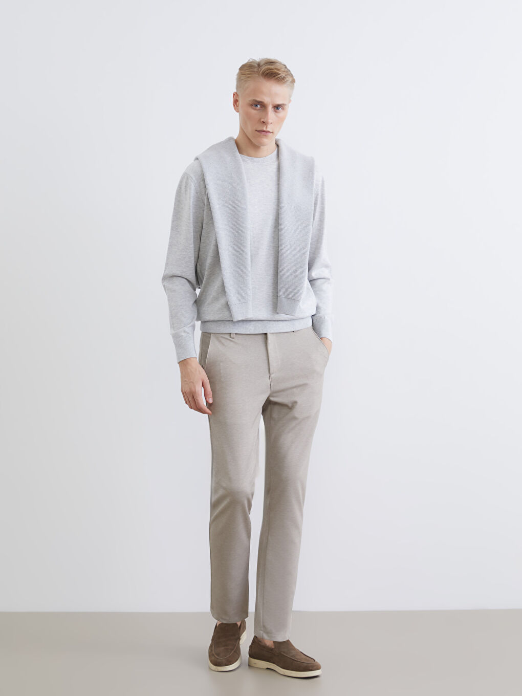 Crew Neck Long Sleeve Men's Tricot Sweater-1