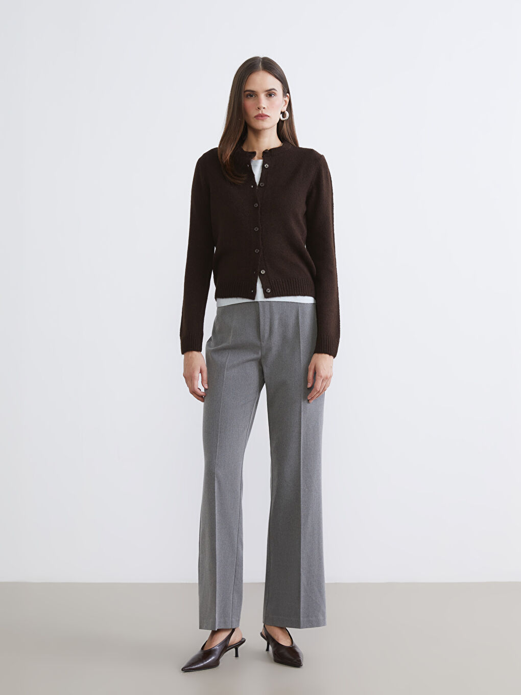 Kahverengi Bisiklet Yaka Kadın Triko Hırka-1