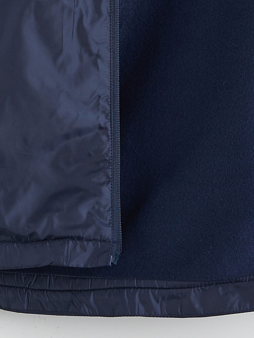 Lacivert Kapüşonlu Erkek Çocuk Mont-1