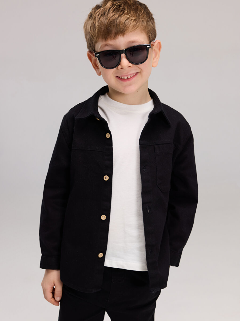 سێت ڕه‌ش کوڕ-1