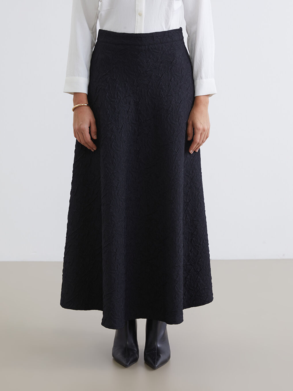 Siyah Beli Fermuarlı Dokulu A Kesim Etek-1