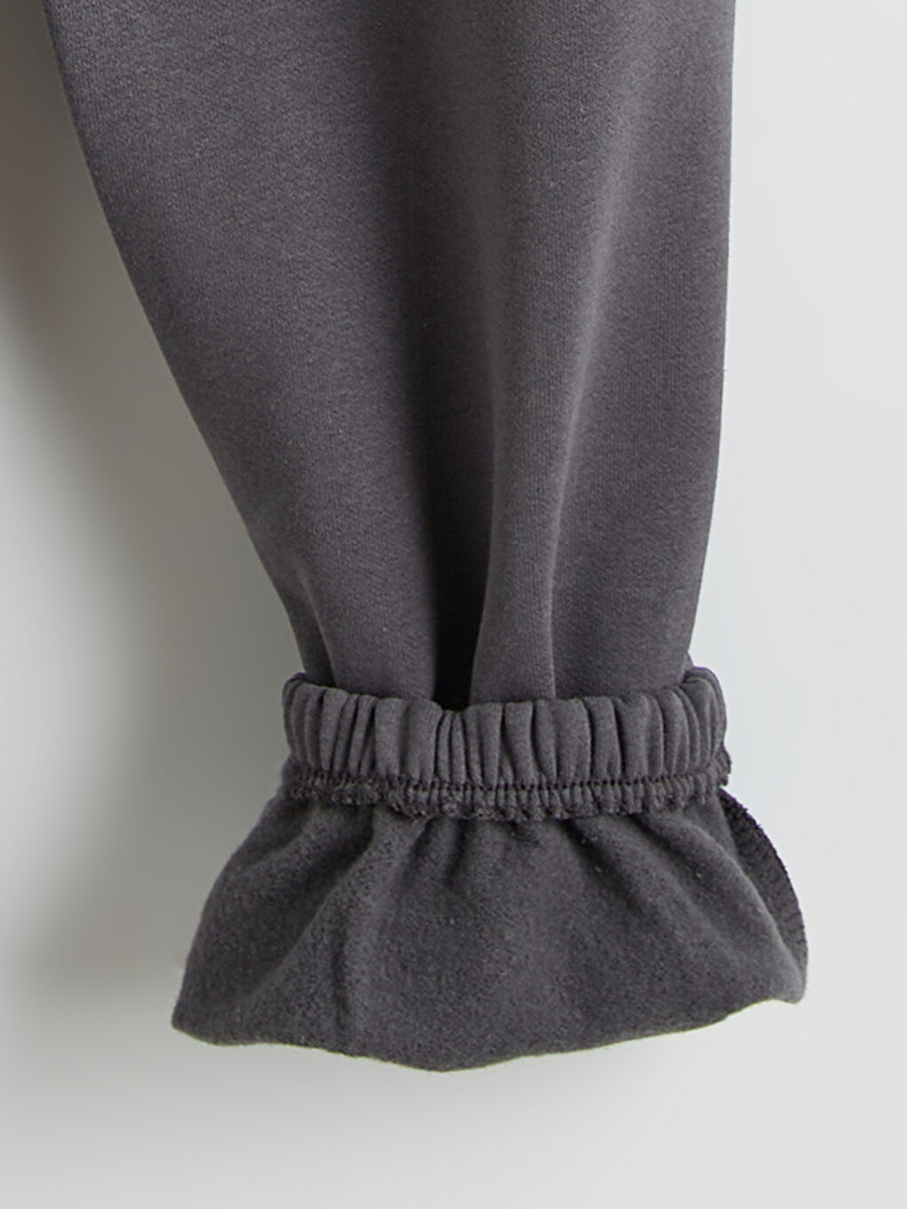 Gri Beli Lastikli Kız Çocuk Kalın Jogger Eşofman Altı-1