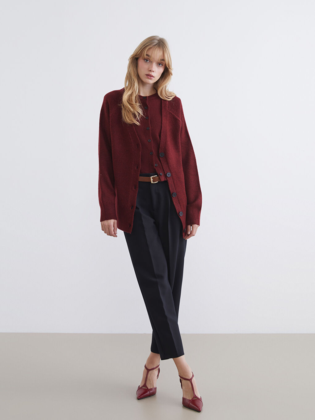 Bordo V Yaka Kadın Triko Hırka-1