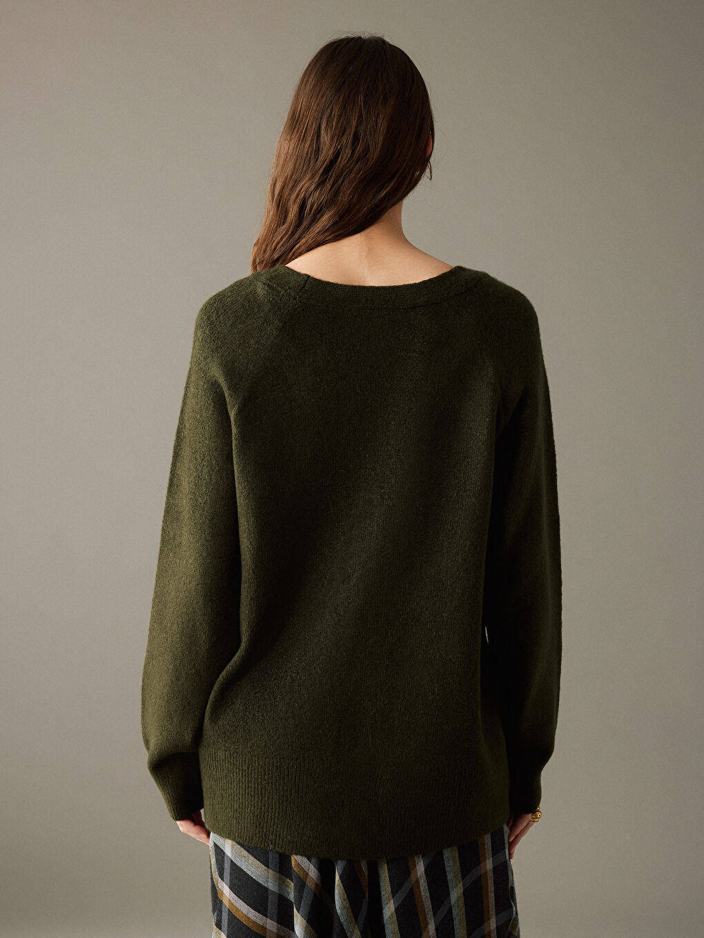 كارديجان تريكو بياقة على شكل حرف V للسيدات-6