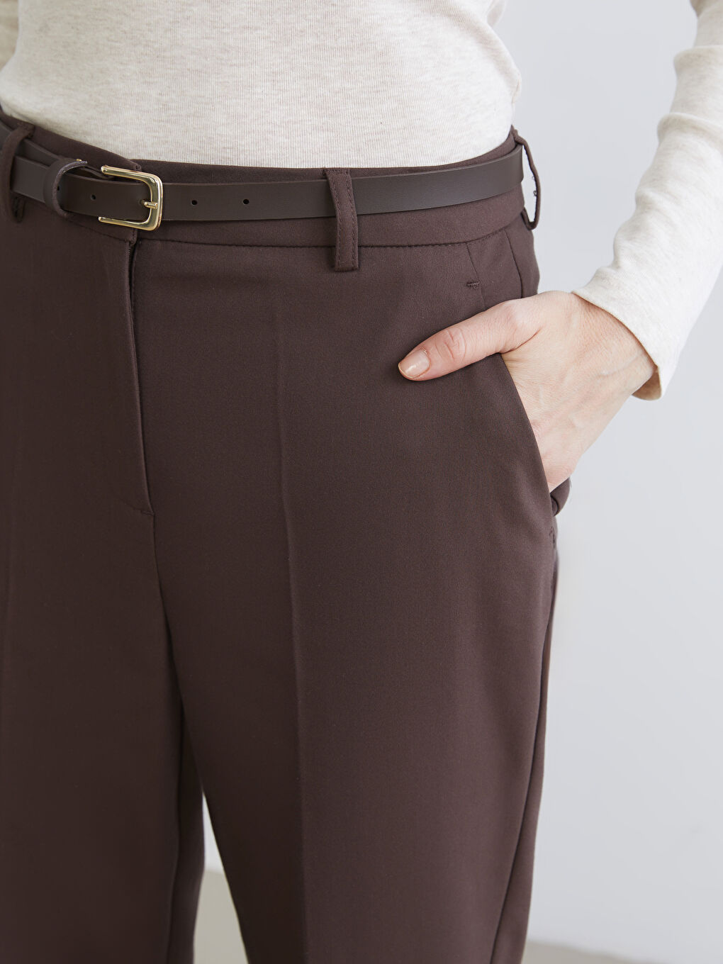 Kahverengi Beli Kemerli Kadın Cigarette Pantolon-2