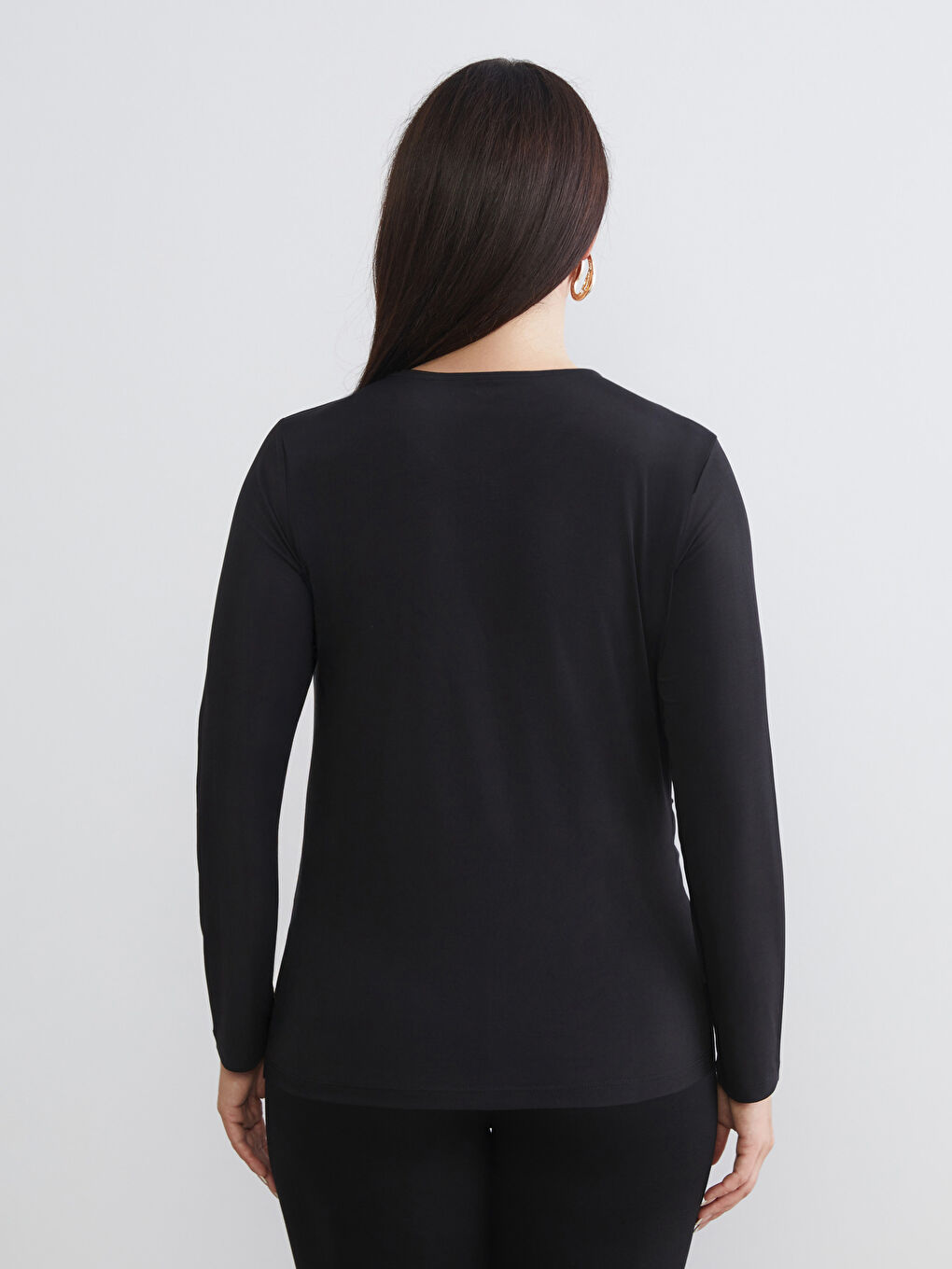 Siyah Büyük Beden Bisiklet Yaka Büzgülü Bluz-3