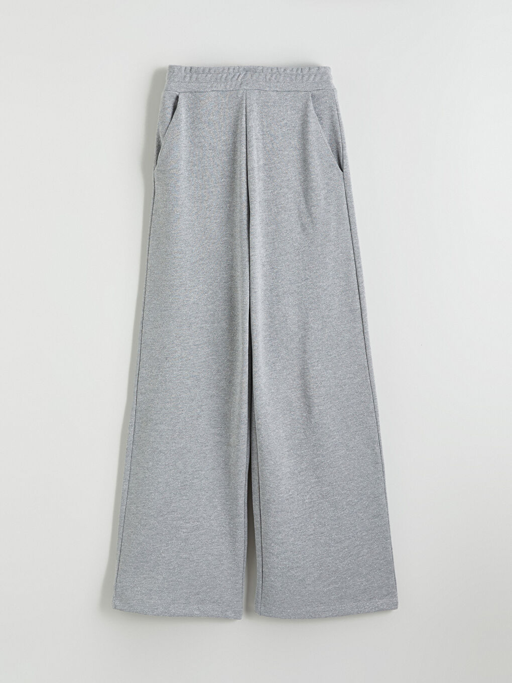 Gri Beli Lastikli Geniş Paça Kadın Eşofman Altı-4