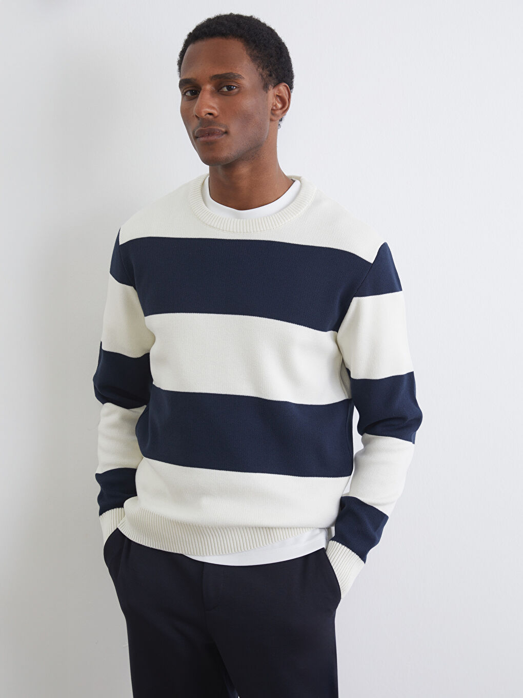 Lacivert Bisiklet Yaka Çizgili Erkek Triko Kazak