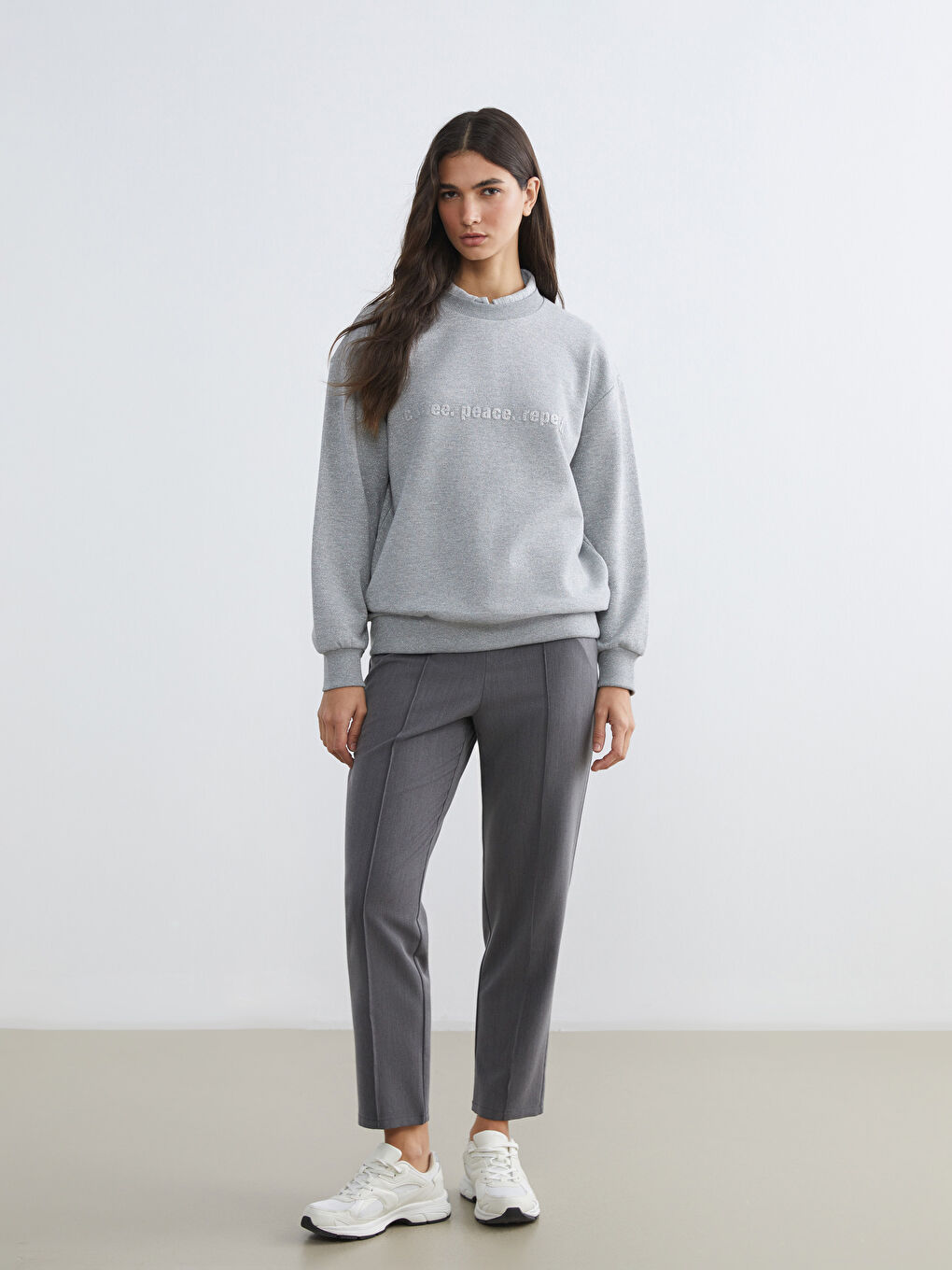 Crew Neck Printed Women's Sweatshirt-1