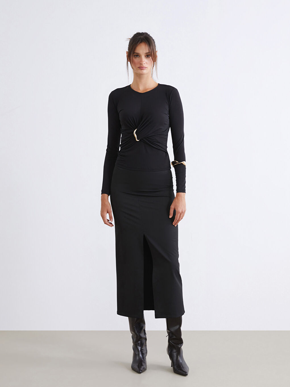 Siyah Bisiklet Yaka Büzgülü Bluz-1