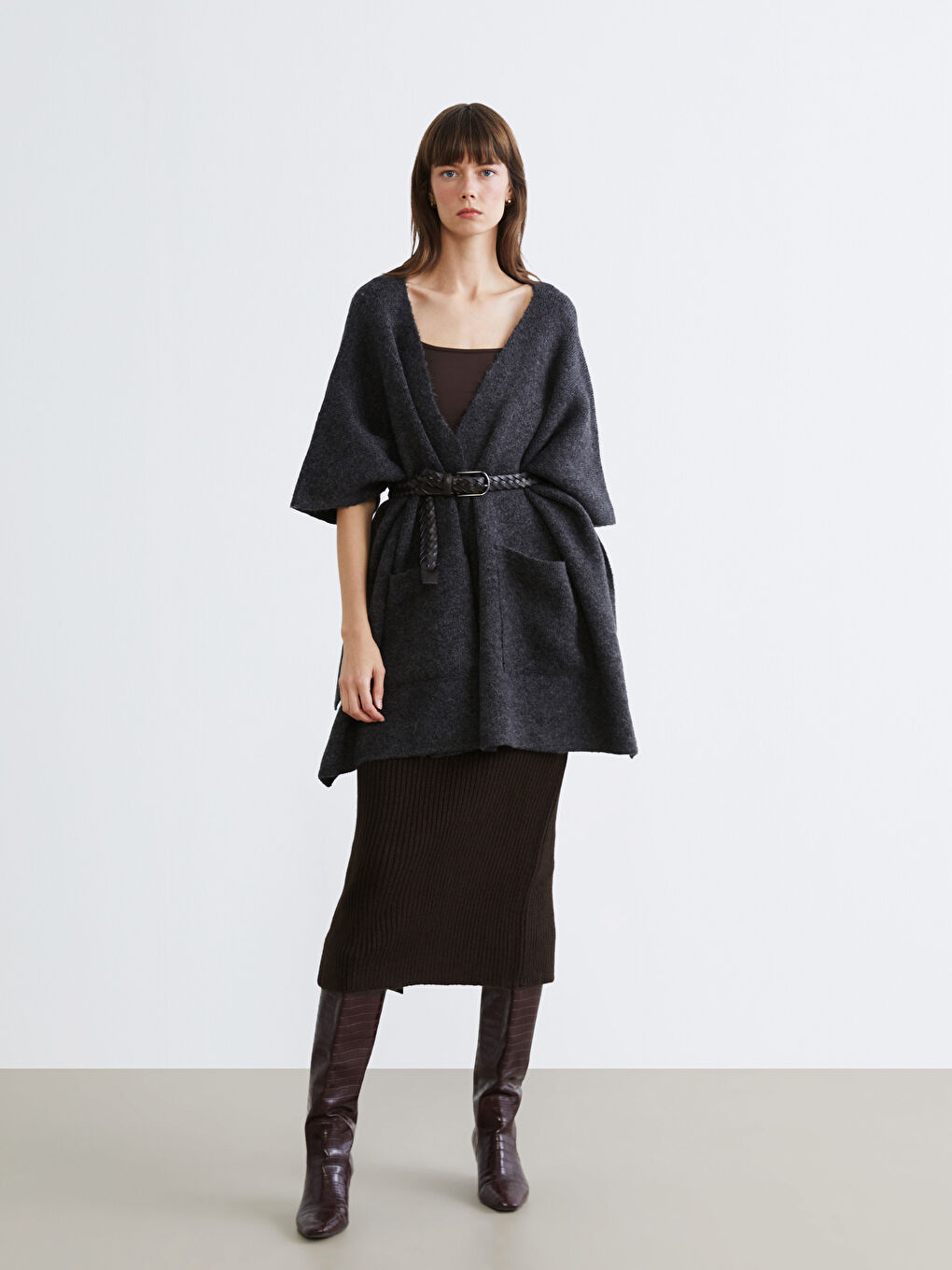 Antrasit Şal Yaka Oversize Kadın Triko Panço-1