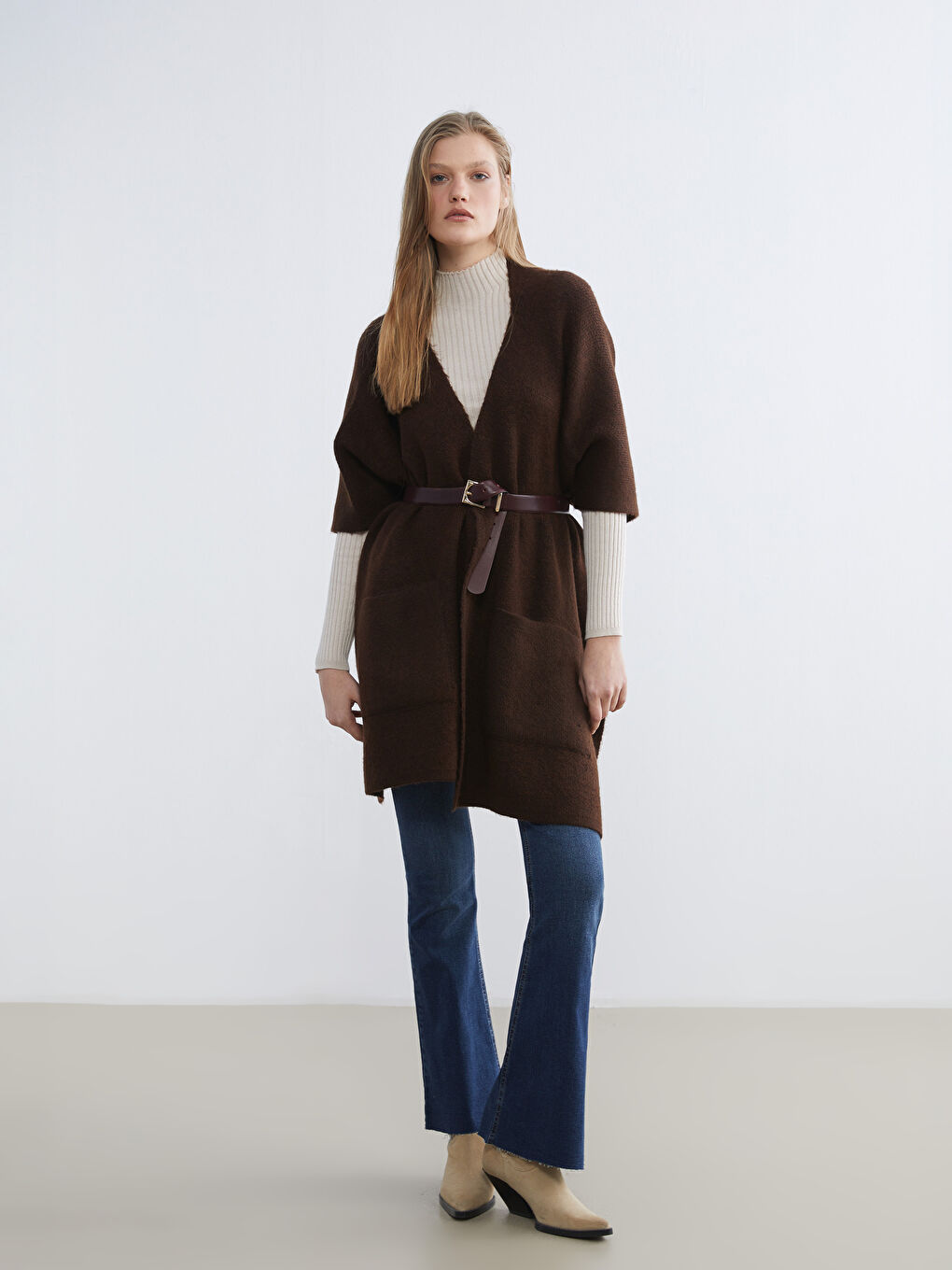 Kahverengi Şal Yaka Oversize Kadın Triko Panço-1