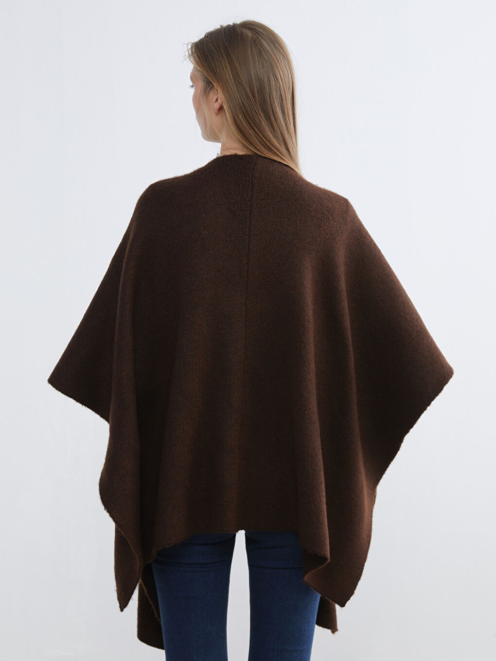 Kahverengi Şal Yaka Oversize Kadın Triko Panço-3