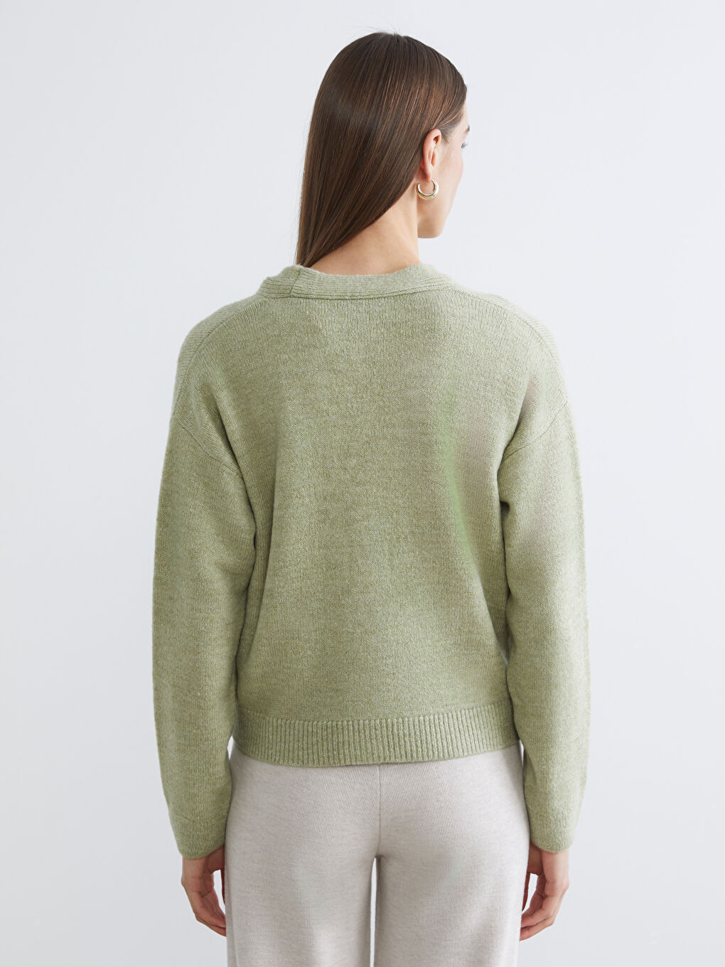 Yeşil V Yaka Kadın Triko Hırka-3