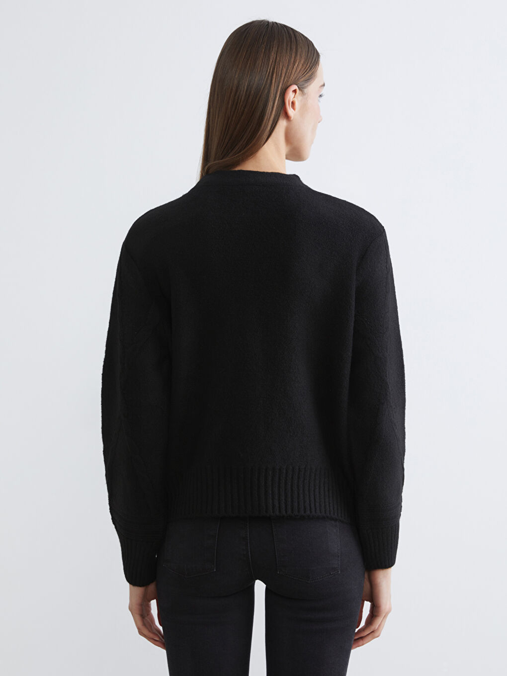 Siyah V Yaka Kendinden Desenli Kadın Triko Hırka-3