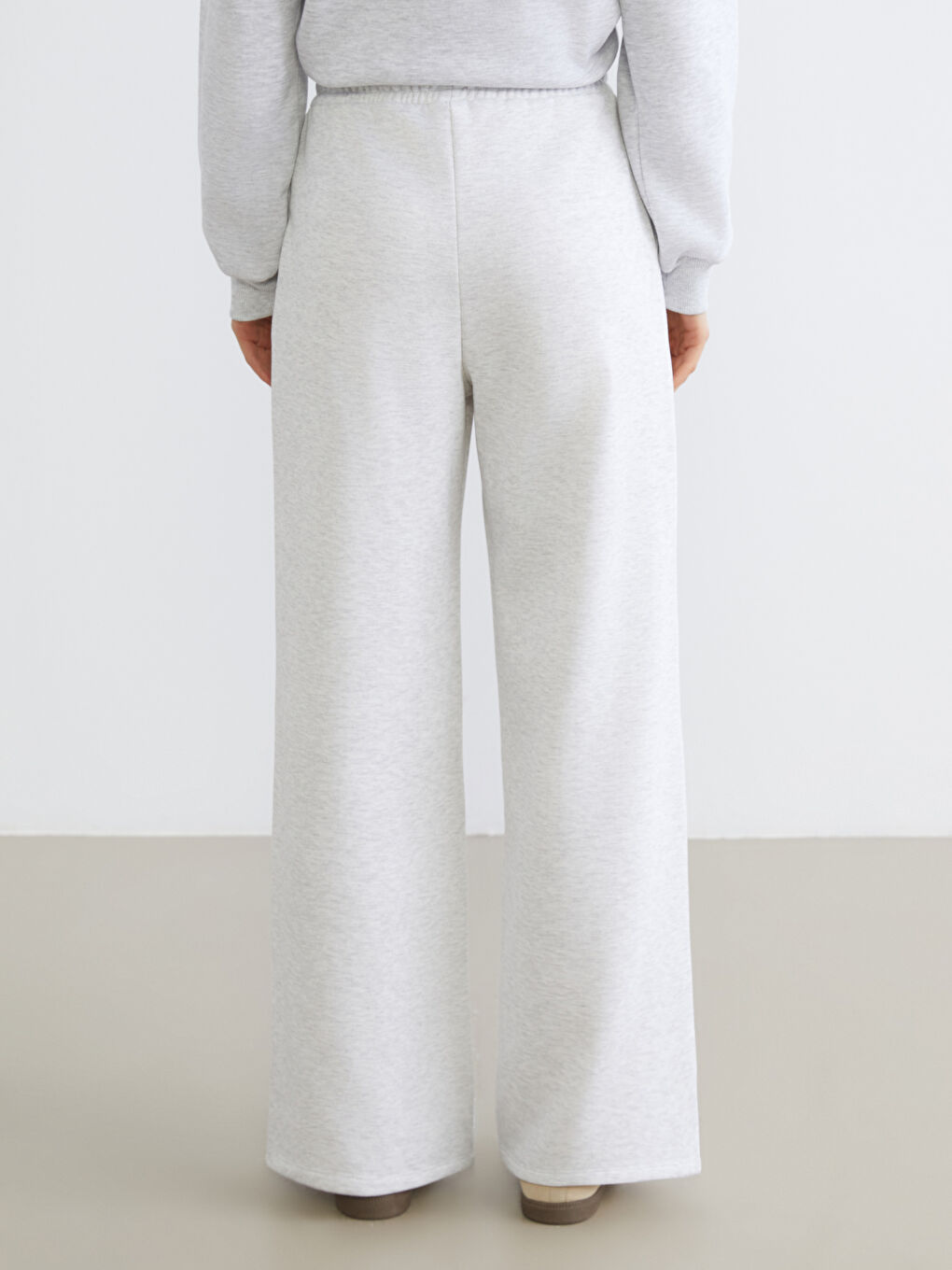 Elastic Waist Wide Leg Women's Thick Sweatpants-3