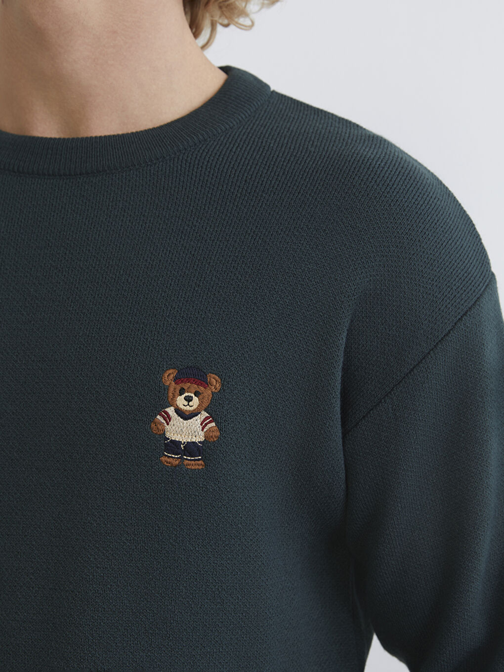 Yeşil Bisiklet Yaka Ayı Teddy Nakışlı Erkek Triko Kazak-2