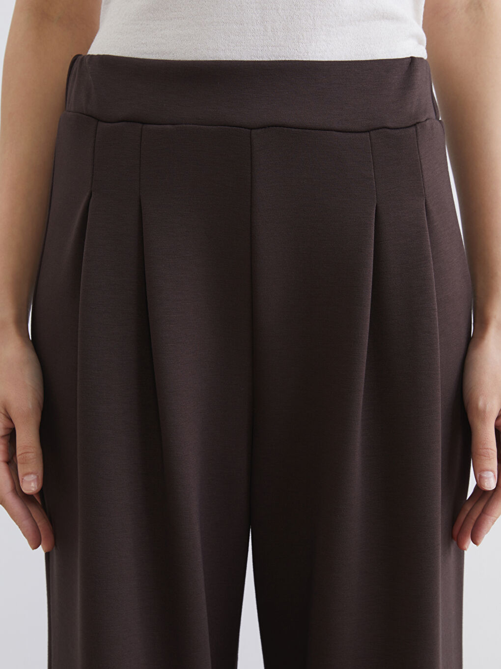 Kahverengi Beli Lastikli Geniş Paça Kadın Eşofman Altı-2