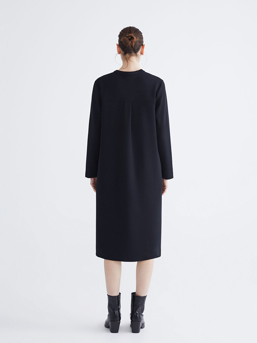 Siyah Bisiklet Yaka Modal Karışımlı Kadın Ferace-3