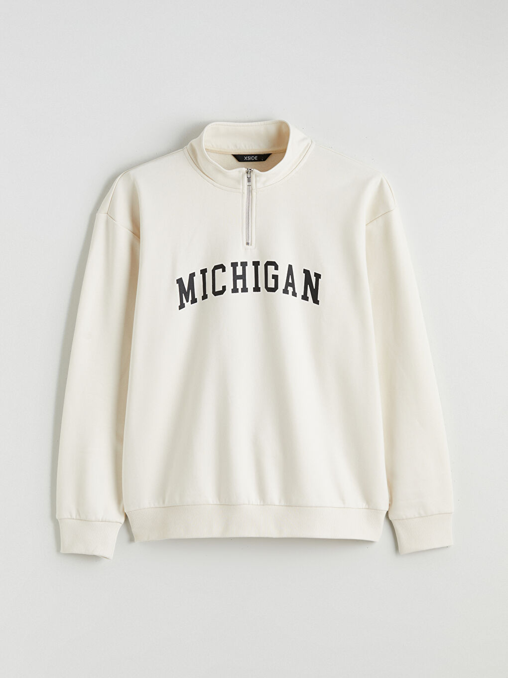 كنزة رياضية مطبوعة بياقة قمعية للرجال-4