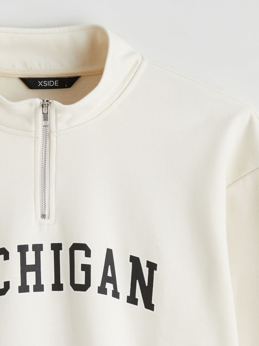 كنزة رياضية مطبوعة بياقة قمعية للرجال-5