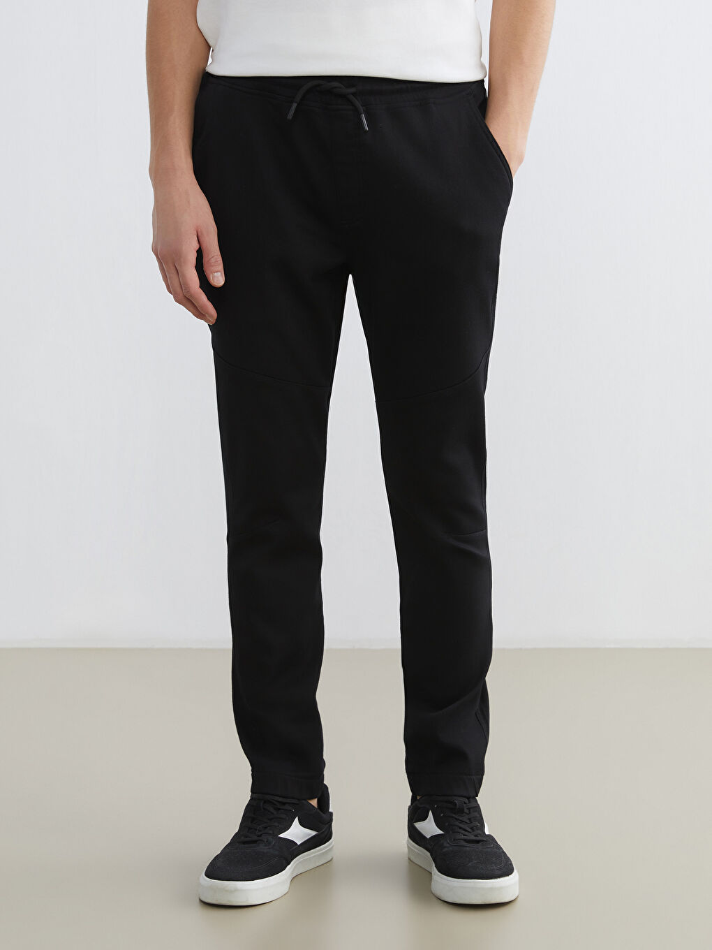 Siyah Slim Fit Erkek Jogger Pantolon-1