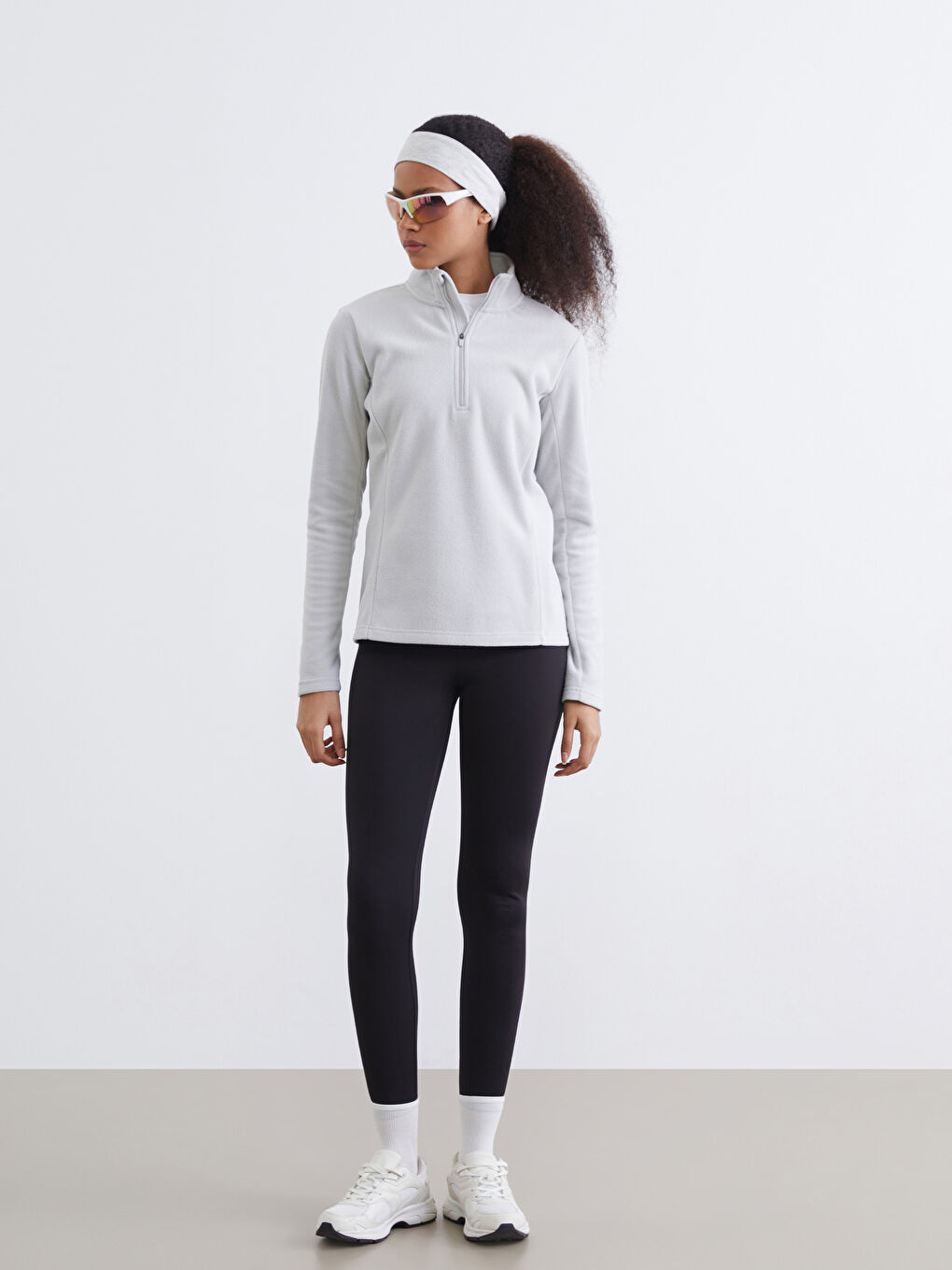 Gri Dik Yaka Kadın Polar Sweatshirt	-1