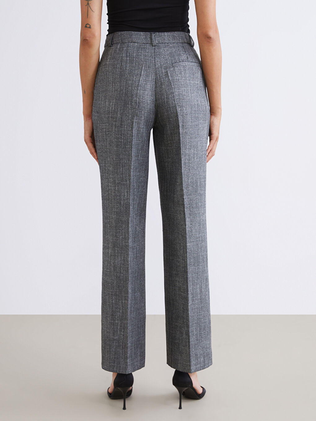 Gri Loose Fit Geniş Paça Kadın Pantolon-4