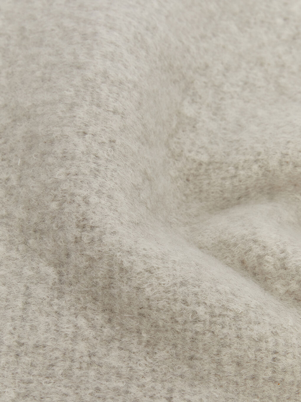 Bej Püsküllü Kız Çocuk Atkı-2