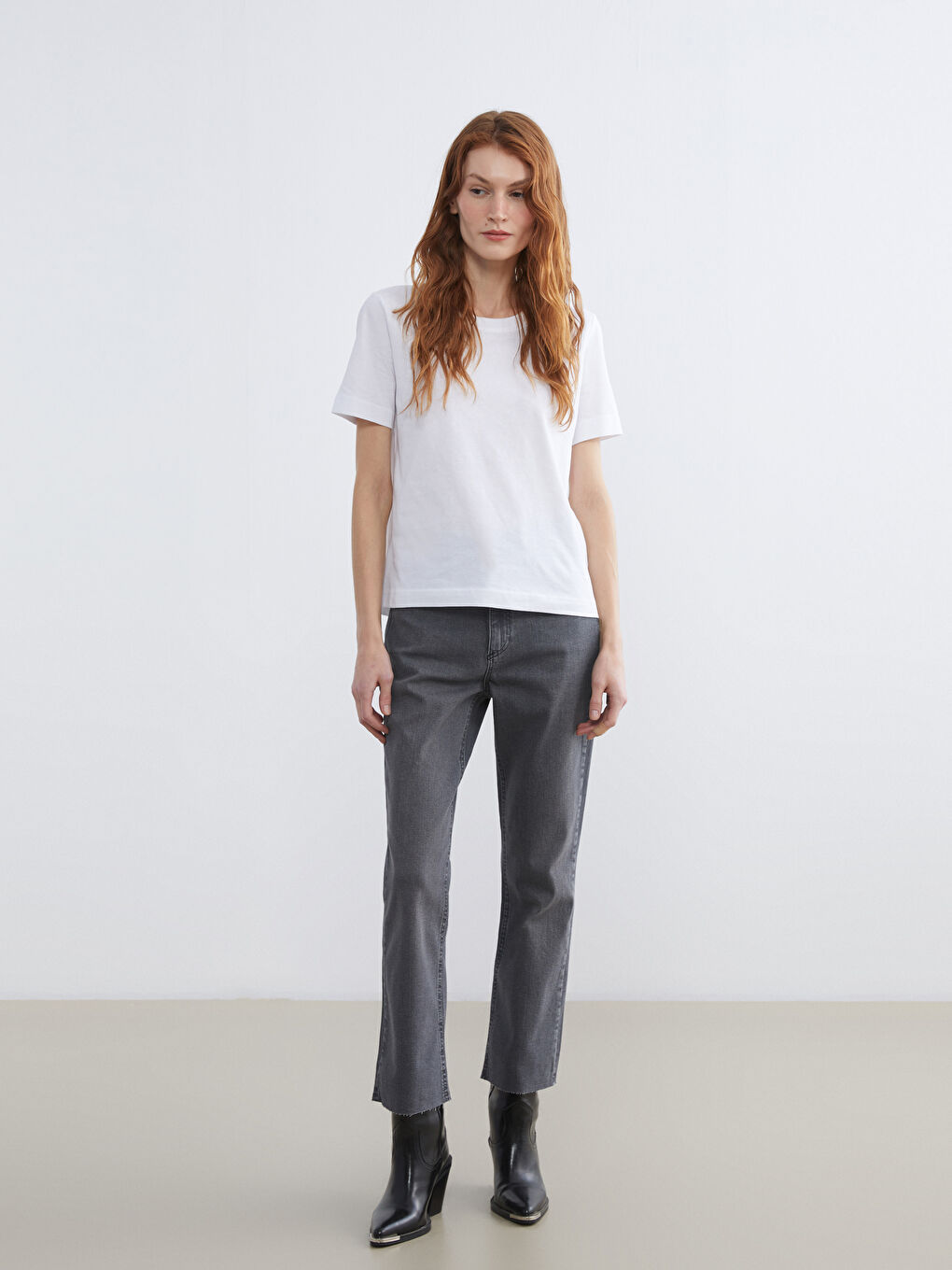 Gri Crop Flare Kadın Jean Pantolon