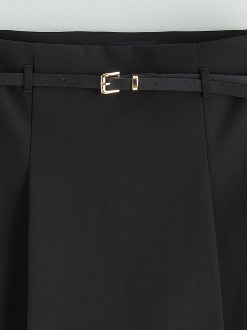 Siyah Beli Kemerli Ekose Mini Şortlu Etek-5