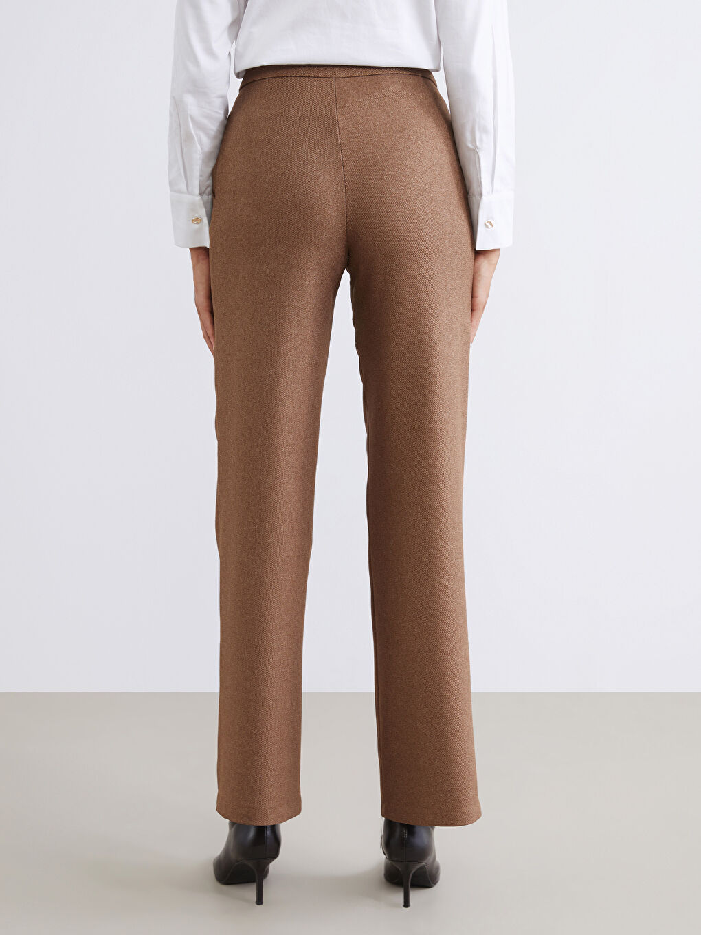 Kahverengi Loose Fit Geniş Paça Kadın Pantolon-3