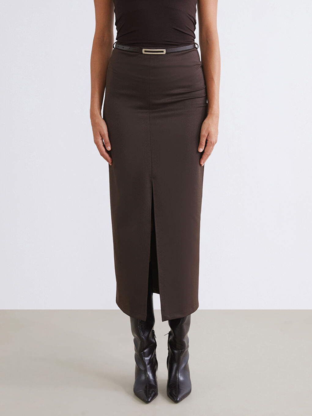 Kahverengi Beli Fermuarlı Yırtmaçlı Etek-3