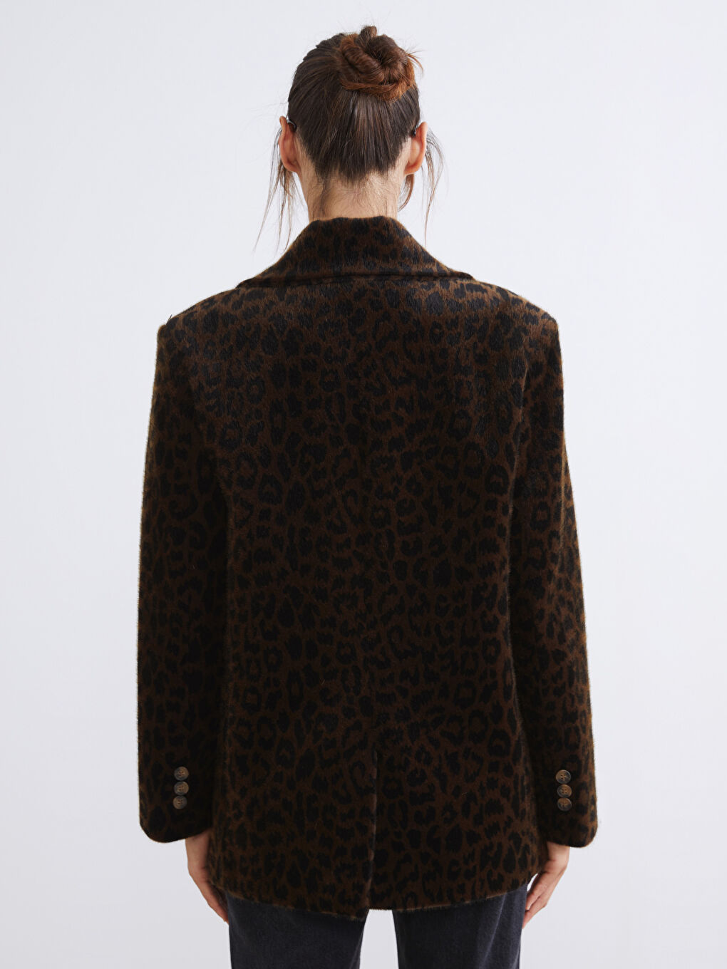 Kahverengi Leopar Desenli Kadın Kaşe Kaban-4