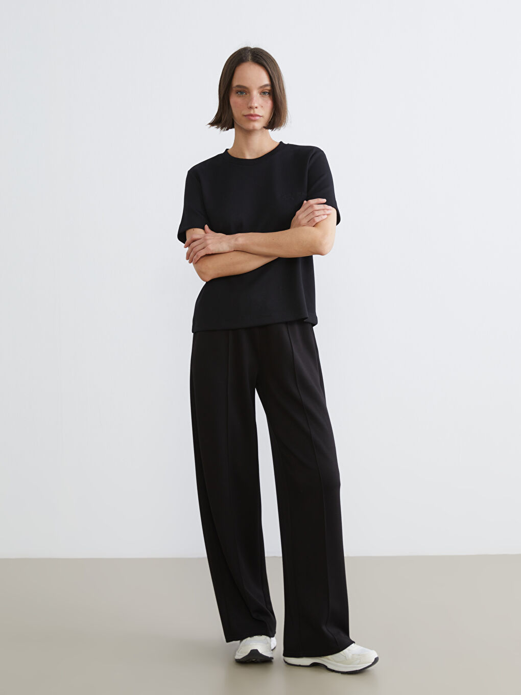 Дамски Спортен Панталон с Еластична Талия