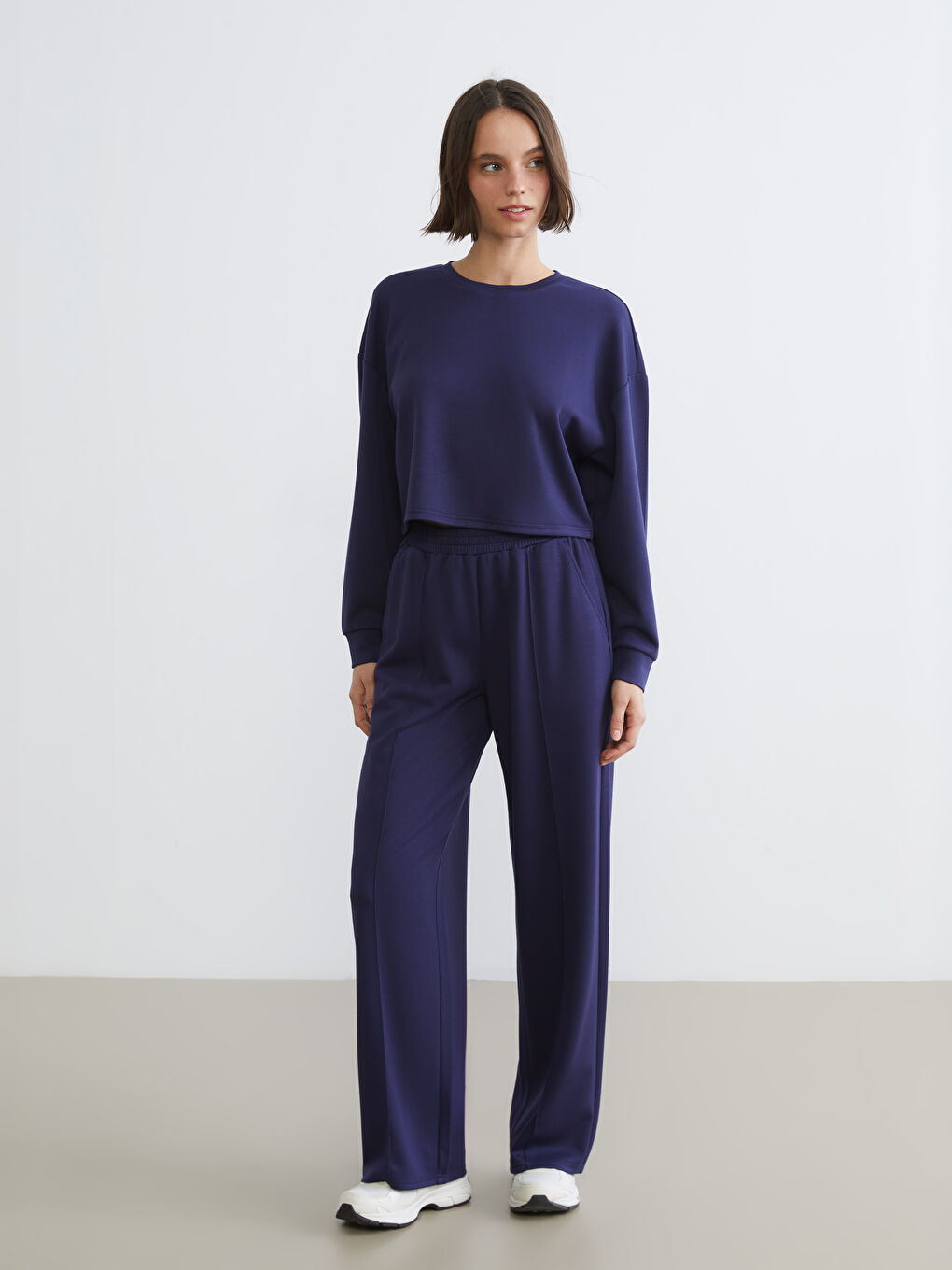 Дамски Спортен Панталон с Еластична Талия