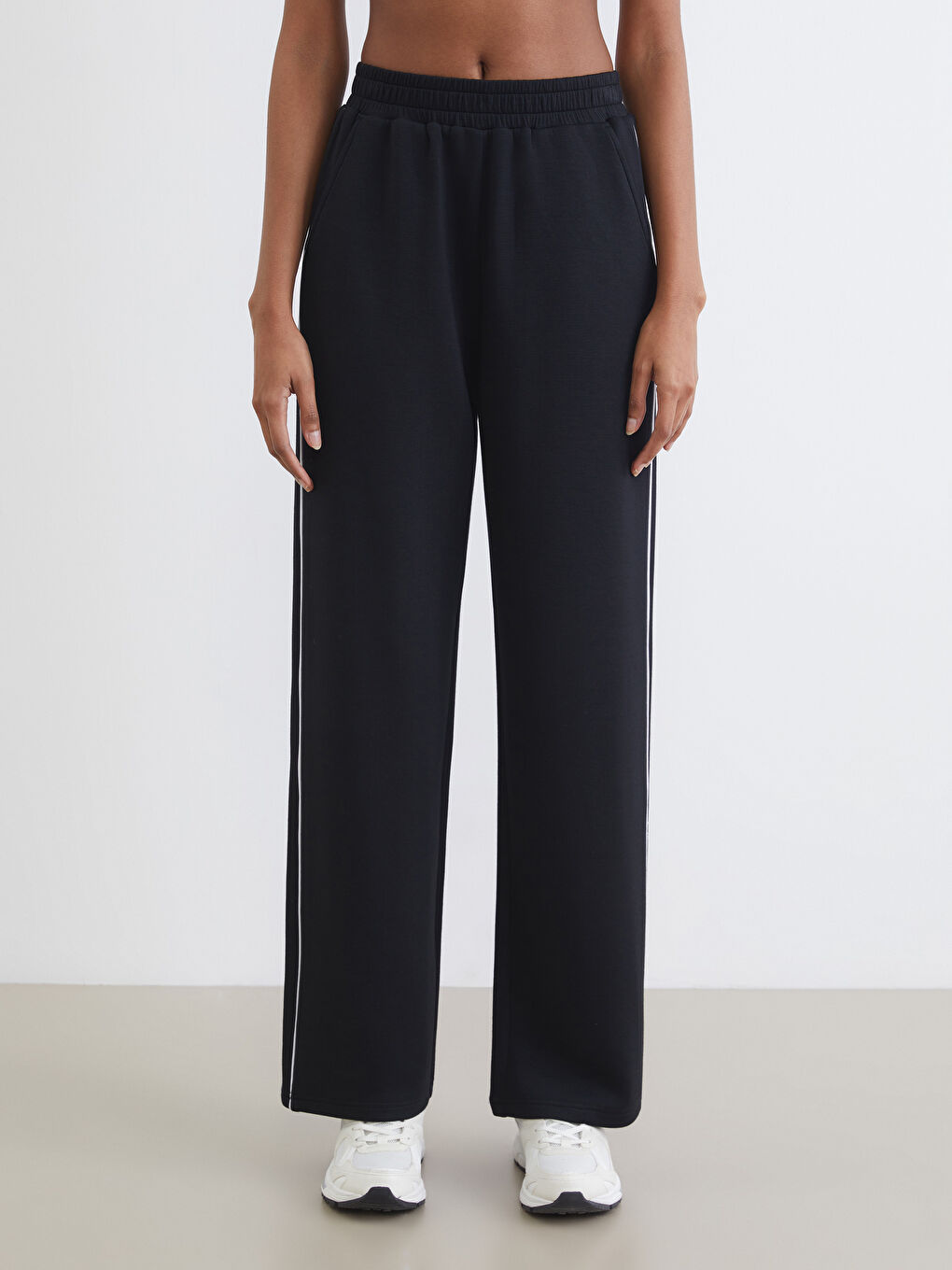 Әйелдер қара Жайлы спорт шалбар-1