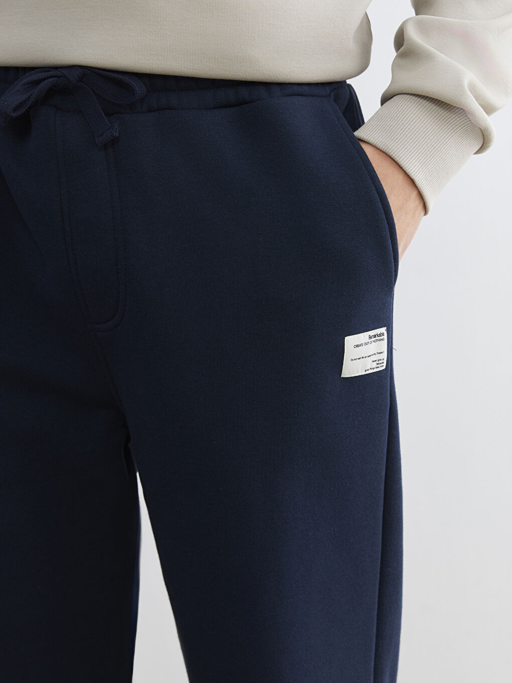 Basic Men's Jogger Sweatpants-2