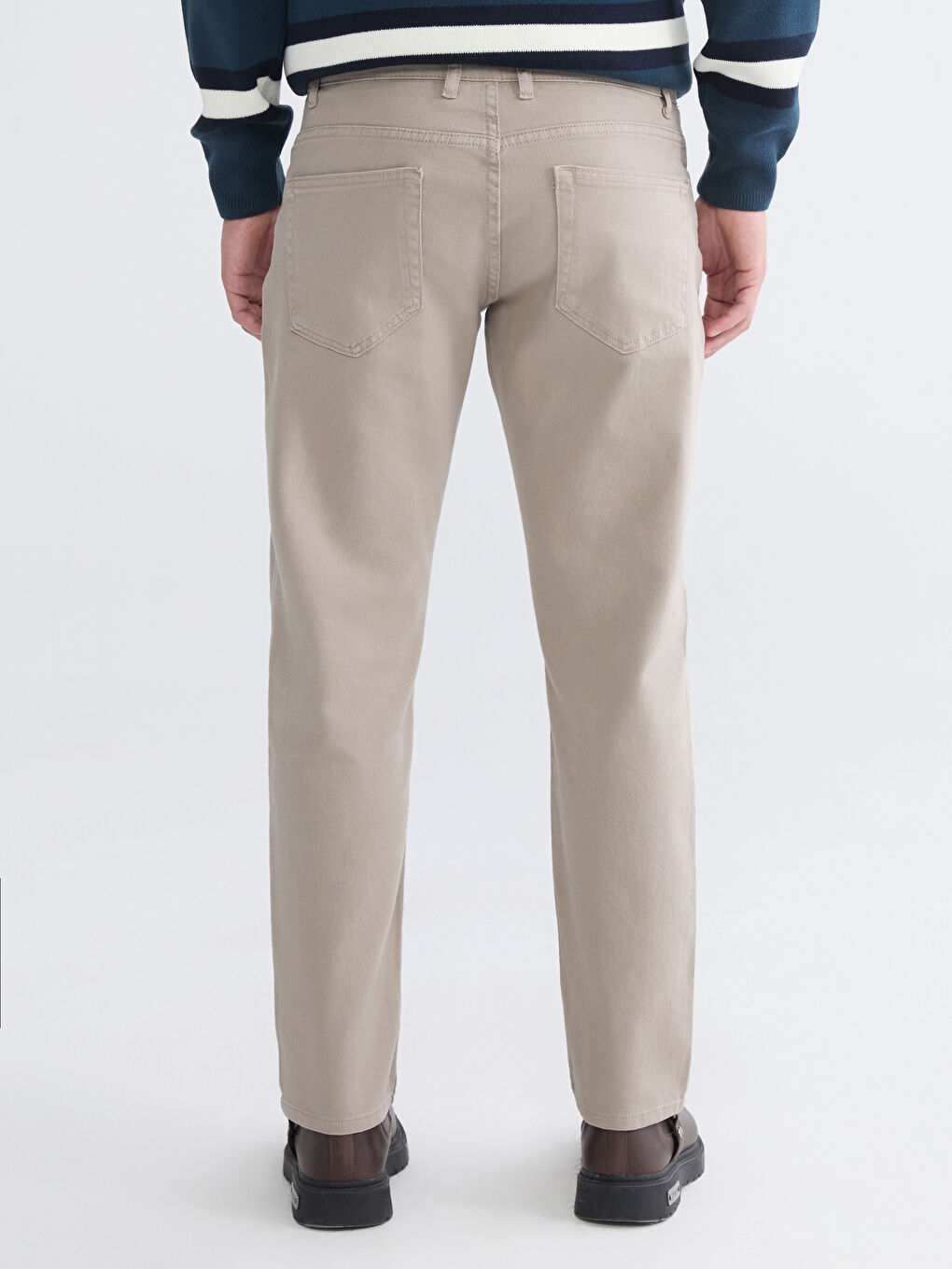 779 Джинсы Мужские Прямого Кроя-3