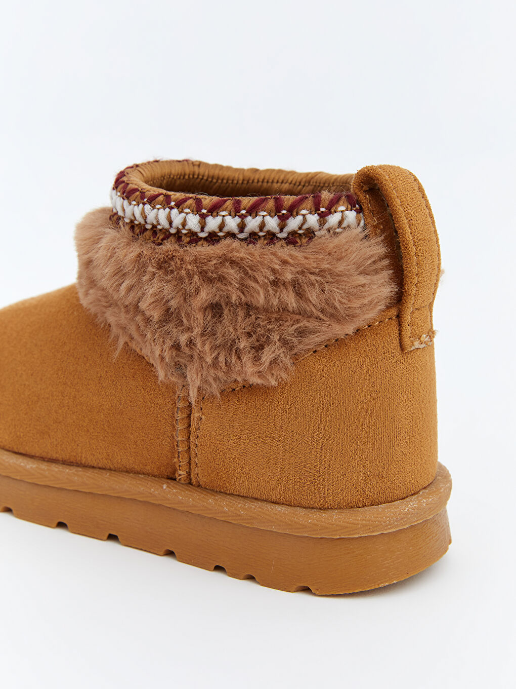 Bej İçi Kürklü Kız Bebek Bot-4