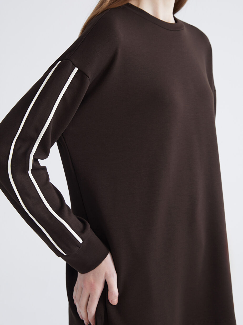 Kahverengi Bisiklet Yaka Oversize Kadın Sweatshirt Tunik-2