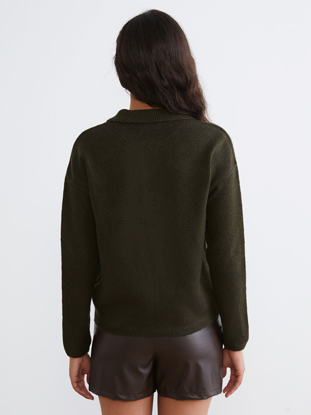 Свитер из трикотажа с воротником поло для женщин-7