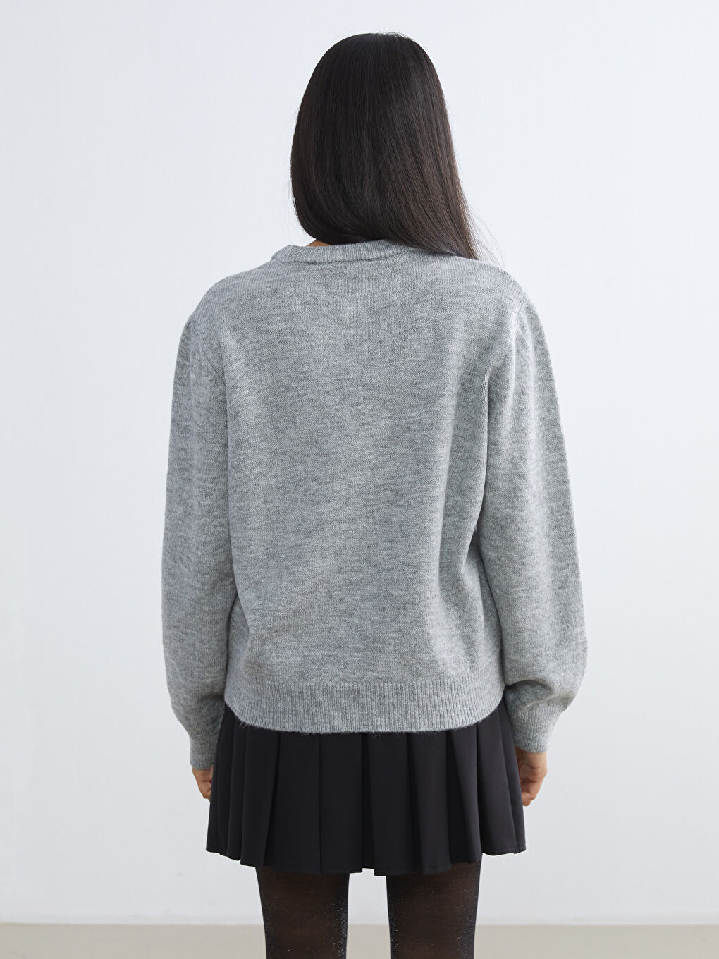 Crew Neck Women's Knitwear Sweater-3