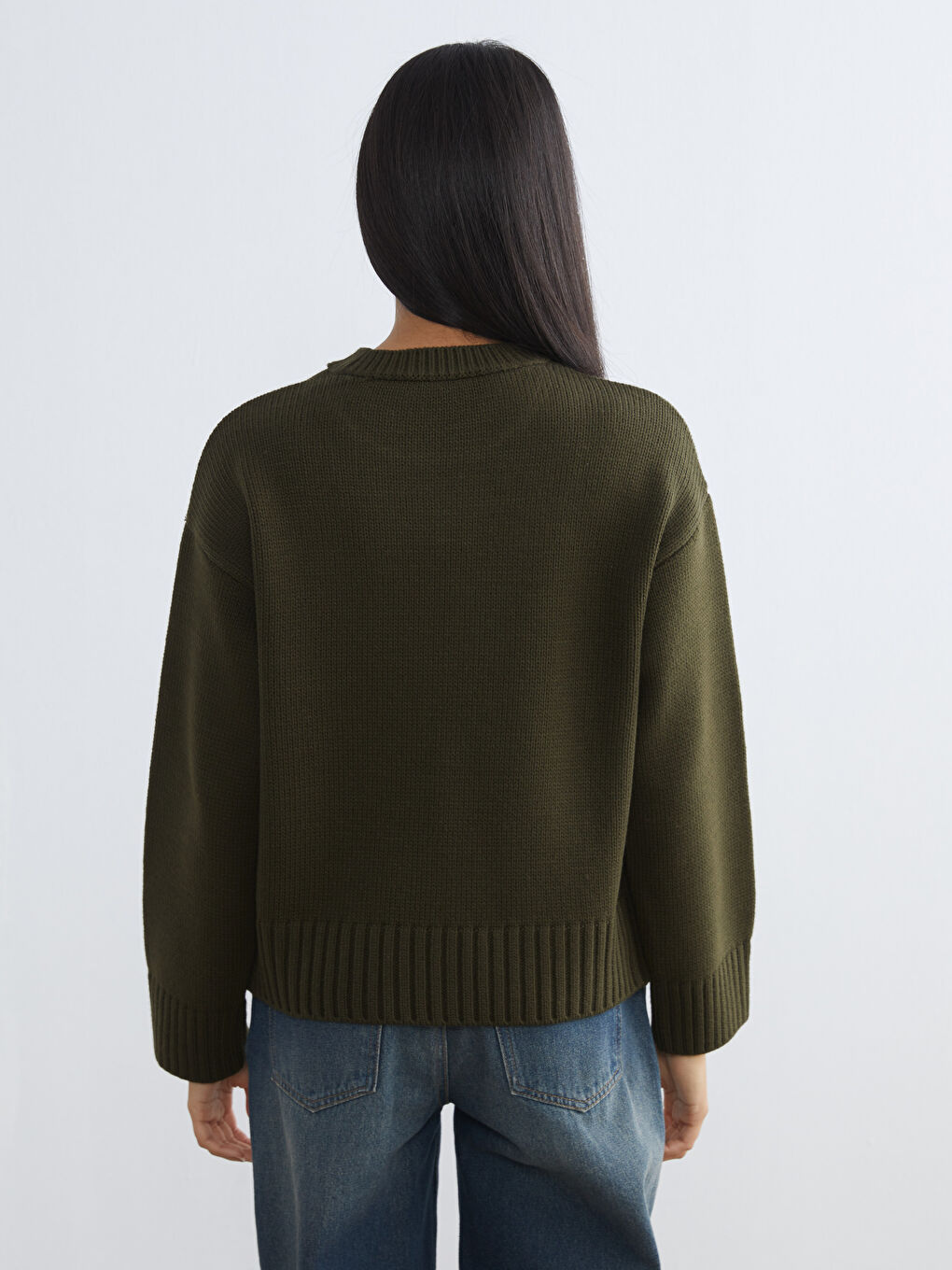 მრგვალი საყელო ქალებისთვის ტრიკოტაჟის სვიტერი-3