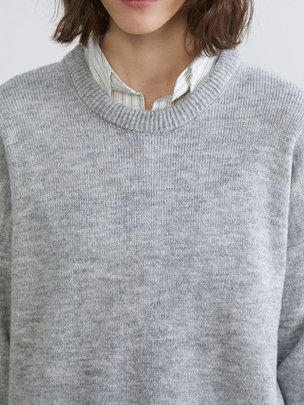 Crew Neck Women's Knitwear Sweater-2