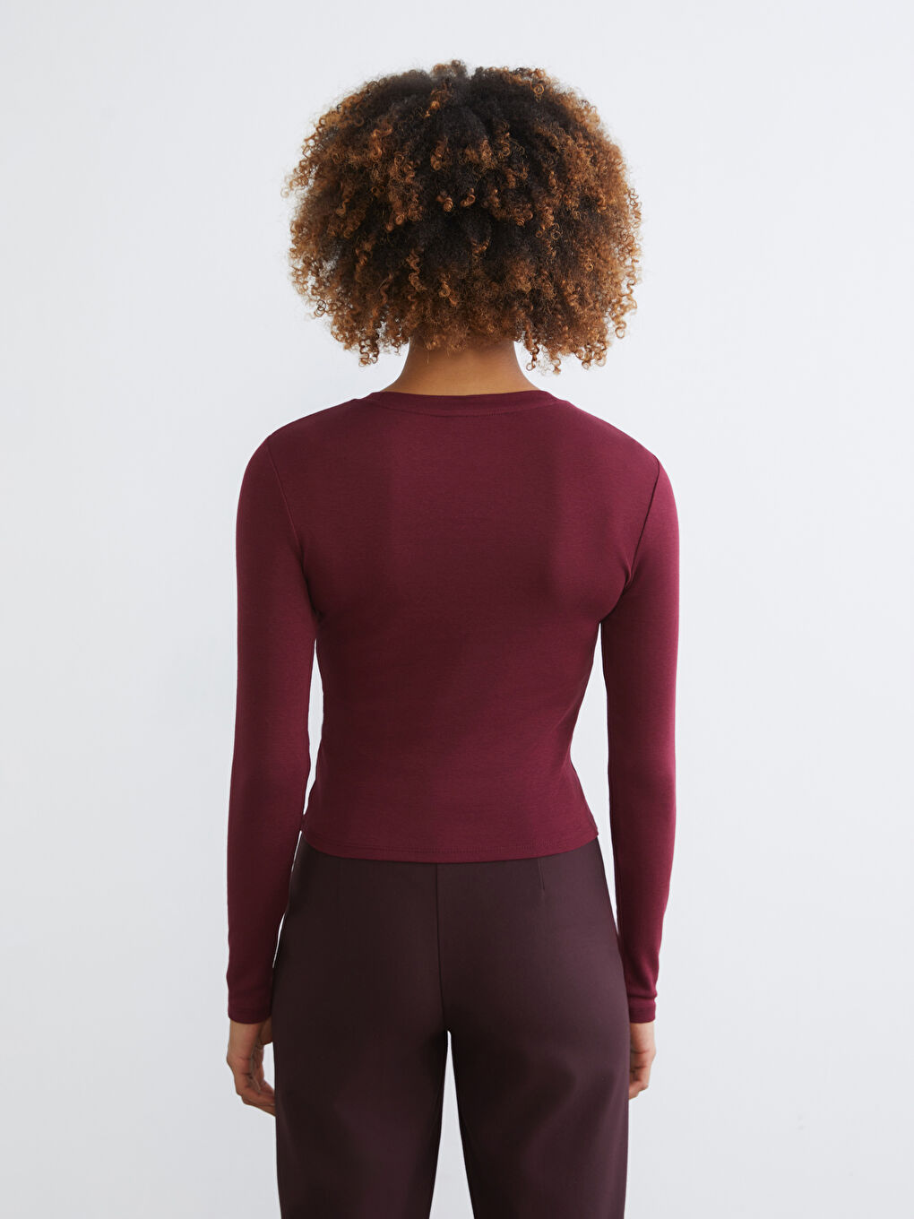 Frau BURGUND Körper-3