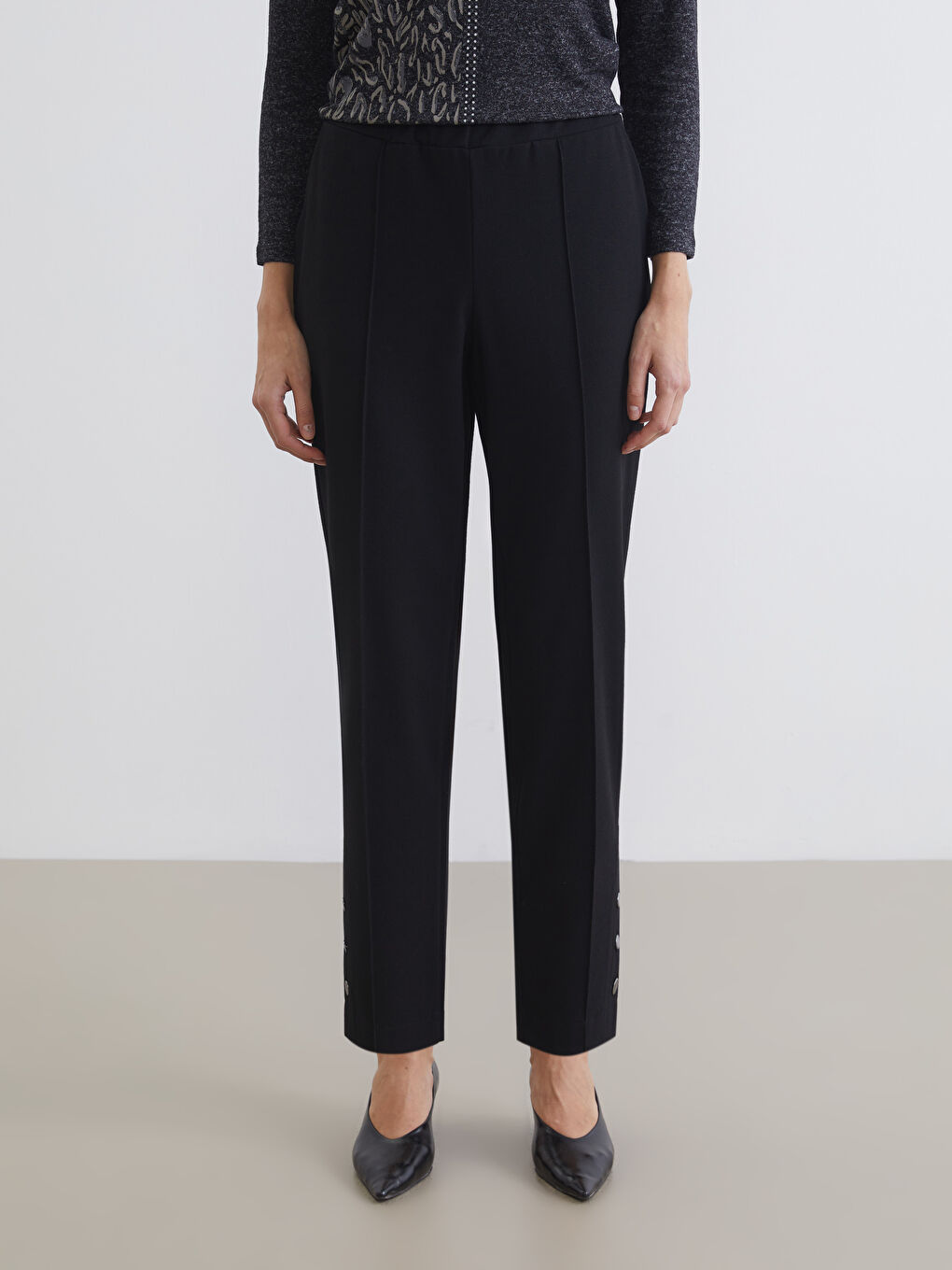 Siyah Beli Lastikli Kadın Pantolon-1